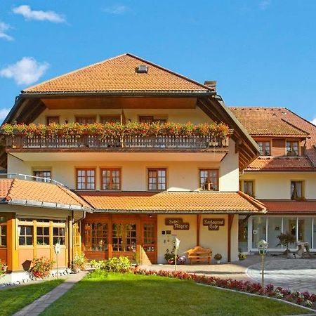 Wander- & Wellnesshotel Naegele ヘーヘンシュヴァント エクステリア 写真